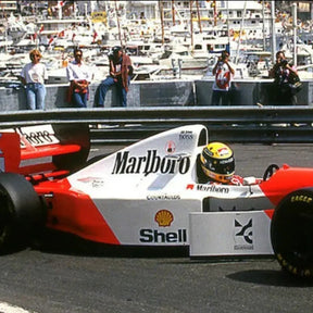 Fórmula 1 - McLaren Ayrton Senna (819 peças)